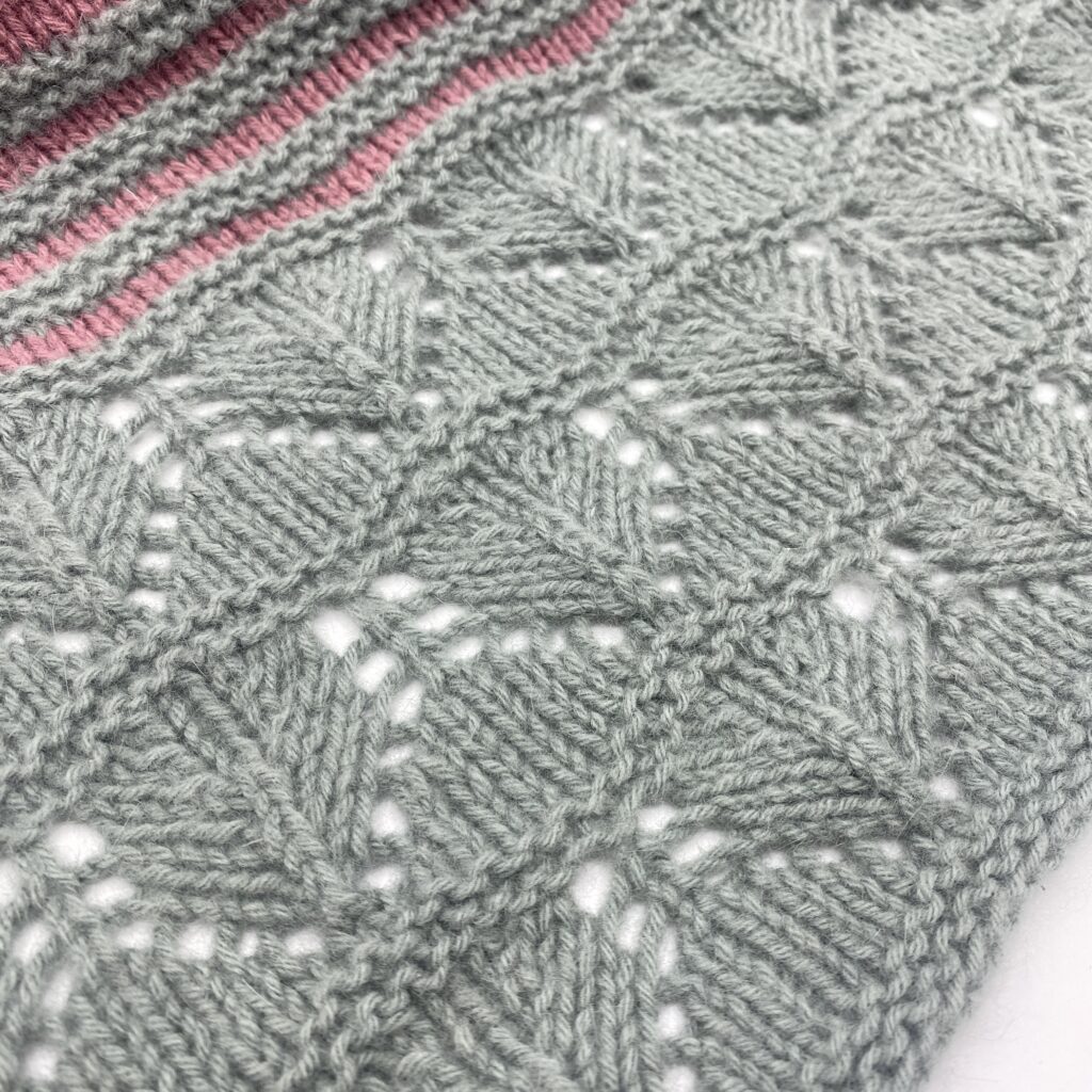 Бактус трехцветный 200*50 из Lamora Soft 150717